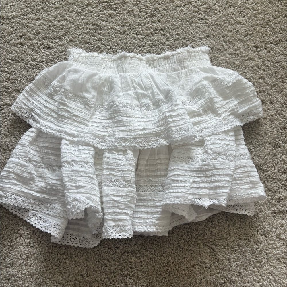 Chic White Lace Mini Skirt